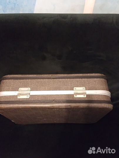 Чемодан жёсткий 570+420+180