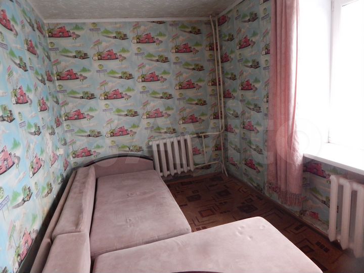 4-к. квартира, 58 м², 2/5 эт.