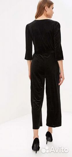 Велюровый комбинезон