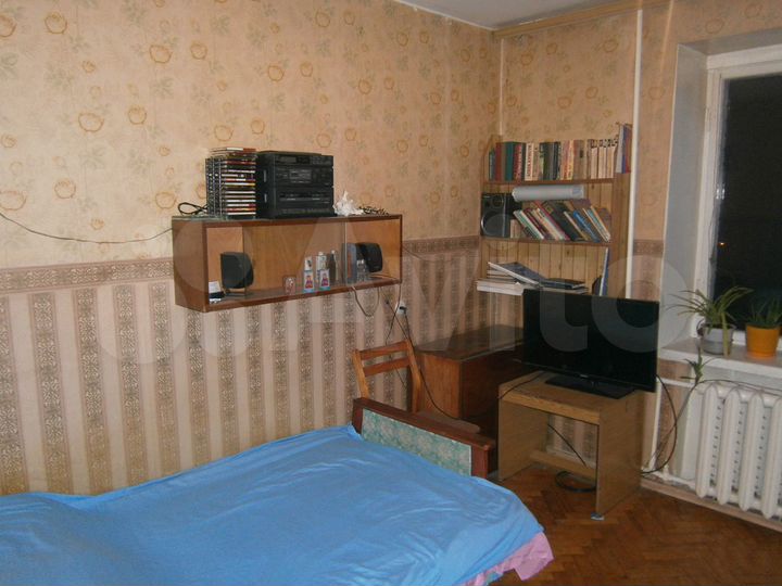 Комната 12 м² в 2-к., 4/5 эт.