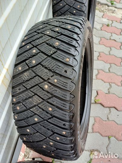 Goodyear Ultragrip Ice Arctic 205/55 R16 97T