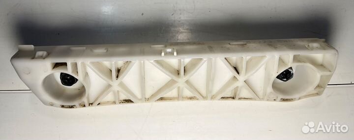 Крепление перед бампера левое Nissan Almera G15