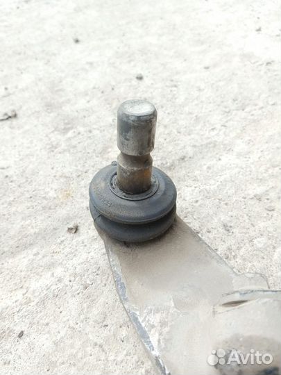 Рычаг передний правый нижний Nissan Teana J32