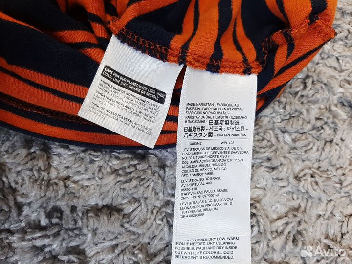 Футболка levis