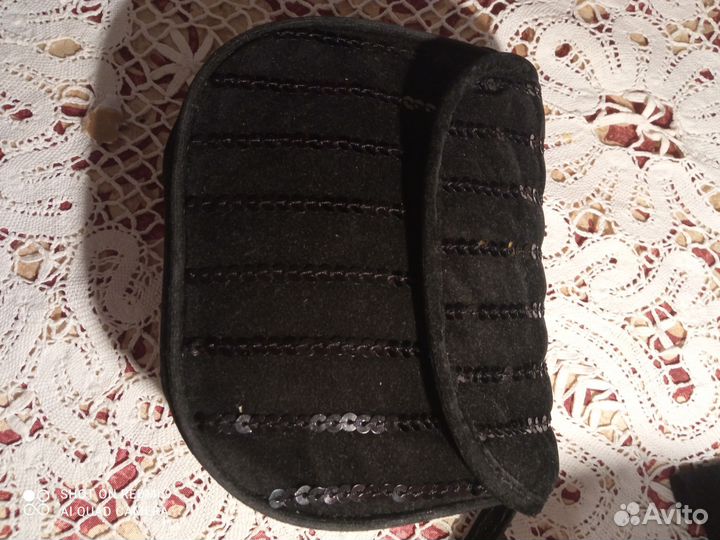 Косметичка новая бархатная