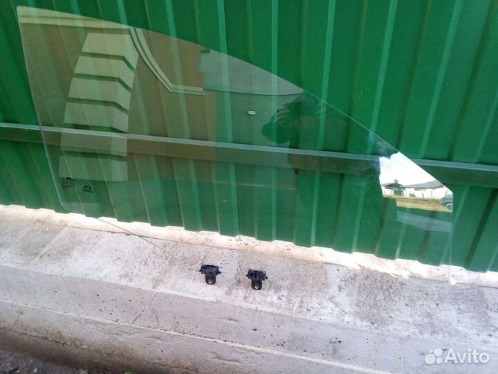 Стекло переднее правое Солярис 2