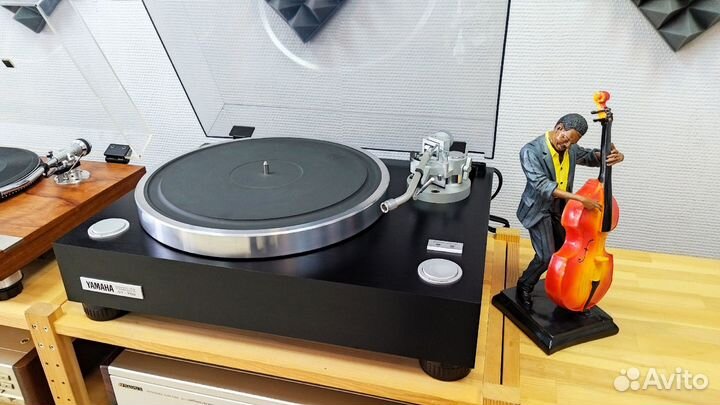 Yamaha GT-750 Виниловый Проигрыватель