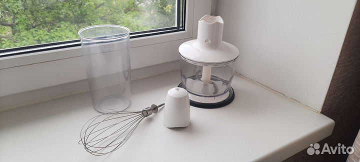 Чаши, нож, венчик для блендера braun