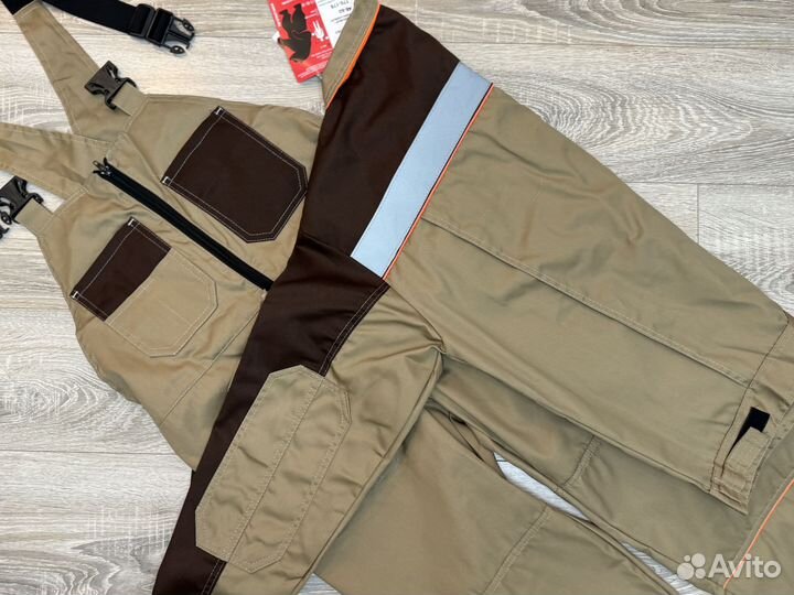 Спецодежда. Костюм для рабочих 