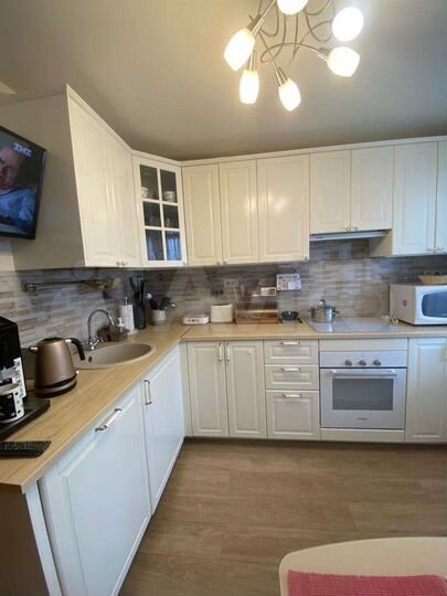 3-к. квартира, 75,1 м², 2/2 эт.