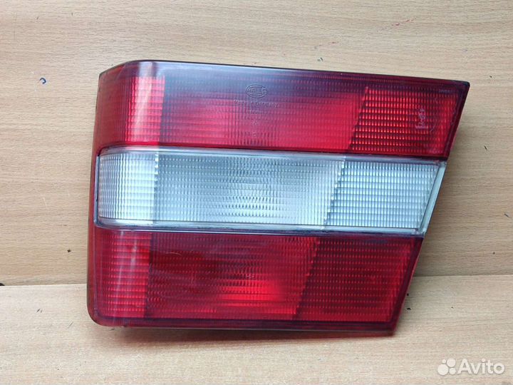 Фонарь задний правый внутренний, Volvo 960