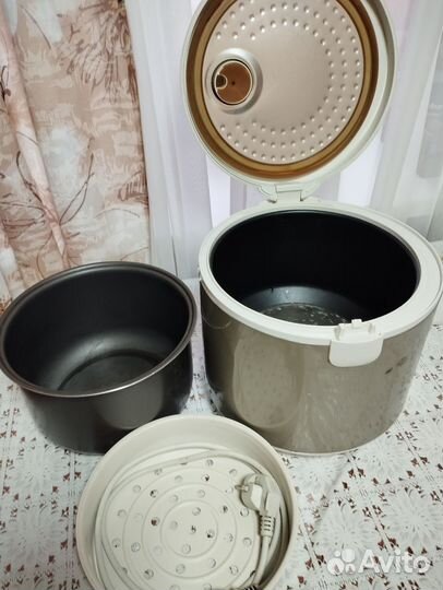 Мультиварка redmond