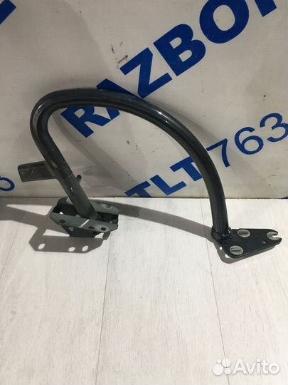 Петля крышки багажника audi A4 b8