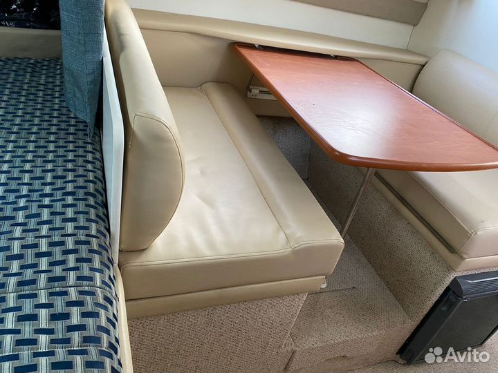 Продаётся катер/ яхта Bayliner 285