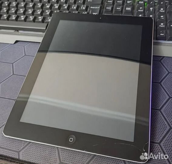 iPad model A1430 32gb, есть недочеты