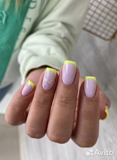 Маникюр гель лак