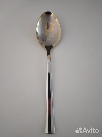 Столовые приборы