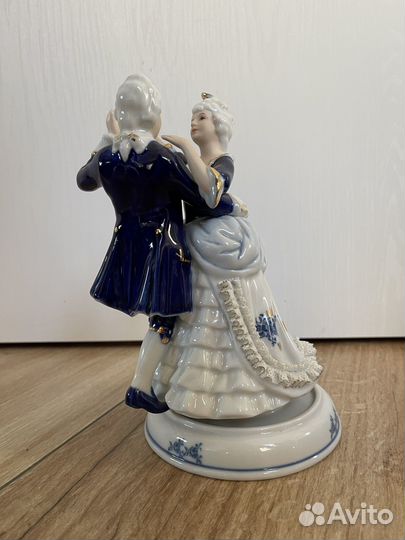 Фарфоровые статуэтки