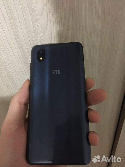 Телефон ZTE