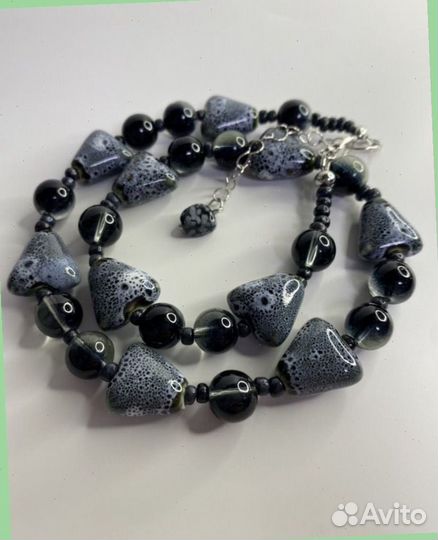 Крупные серые бусы керамика 46 см