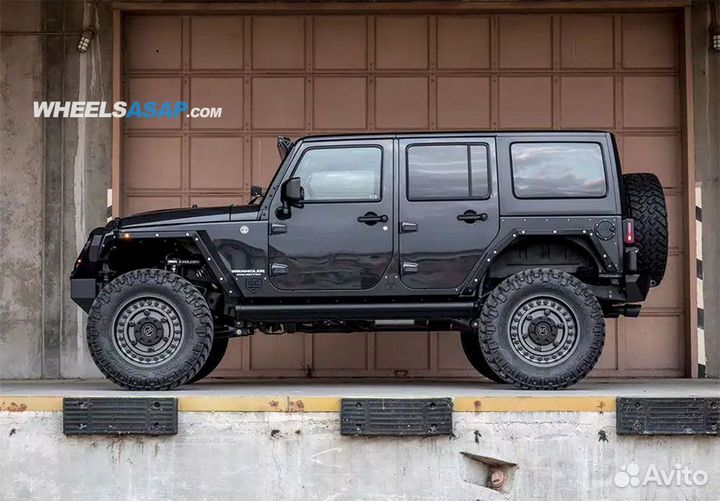 Диски Black Rhino Armory R17 на Jeep Wrangler