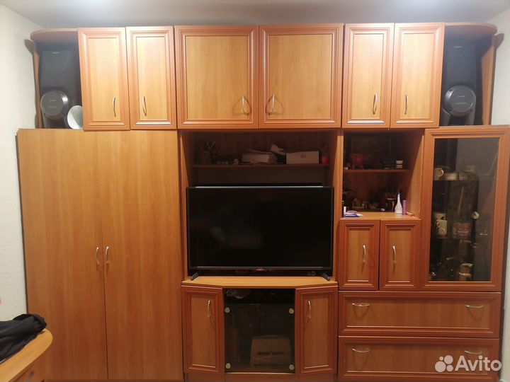 Стенка горка в зал бу