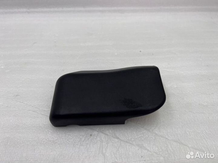 Накладка сидения Toyota Land Cruiser 200 2012-2015