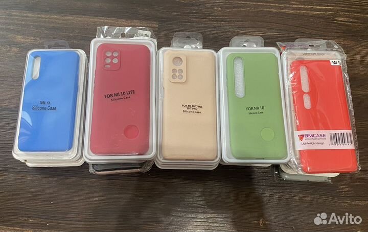 Чехлы на телефон