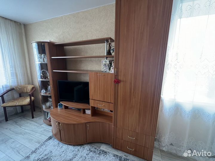 Стенка горка в гостиную бу