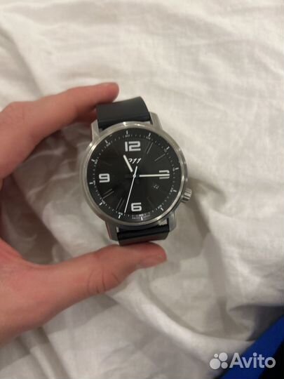 Наручные часы