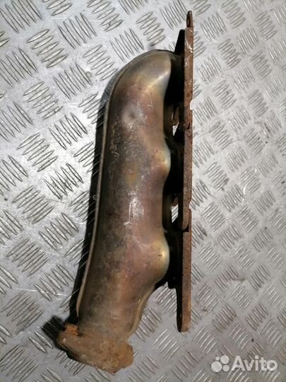 Коллектор выпускной правый S350 221