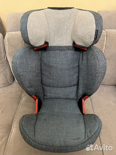 Автокресло группы 2/3 (15–36) Maxi-Cosi RodiFix