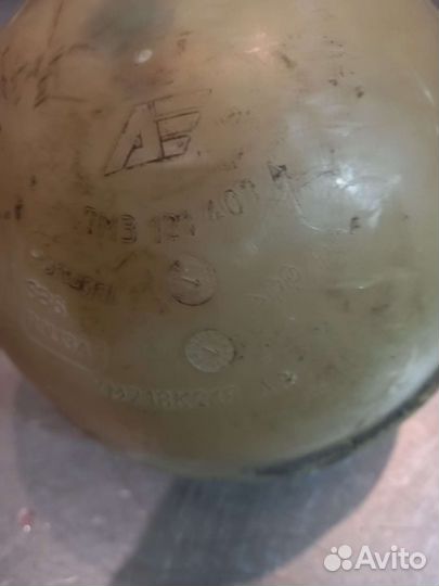 Расширительный бачок VW Sharan