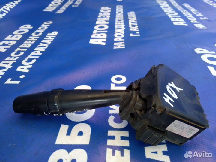 Переключатель дворников. Toyota Noah минивен