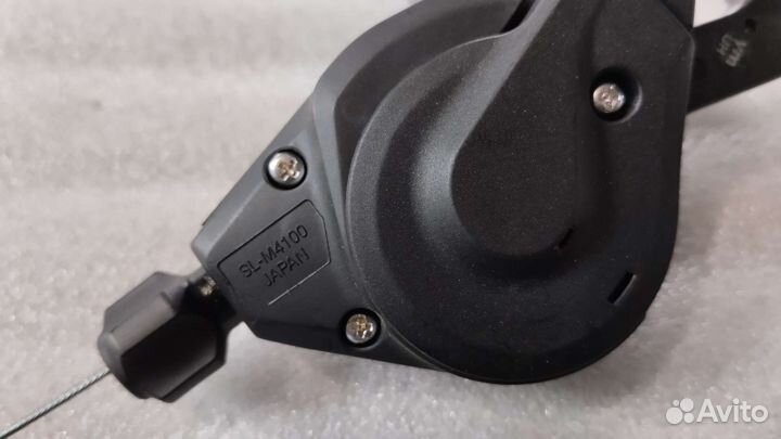 Манетка Shimano Deore 10ск