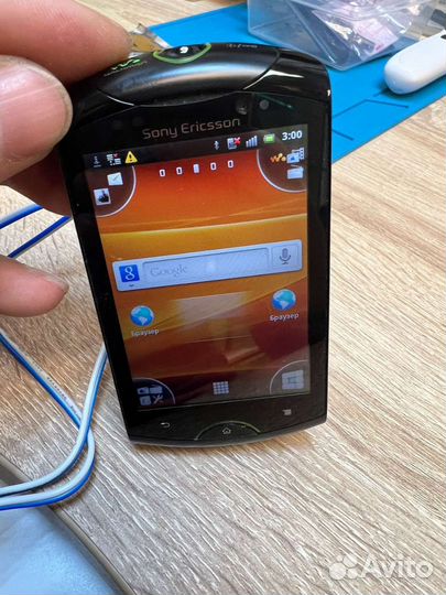 Телефон Sony ericsson WT19i