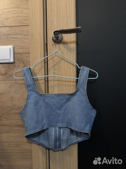 Топ на молнии