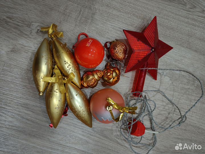 Елочные игрушки