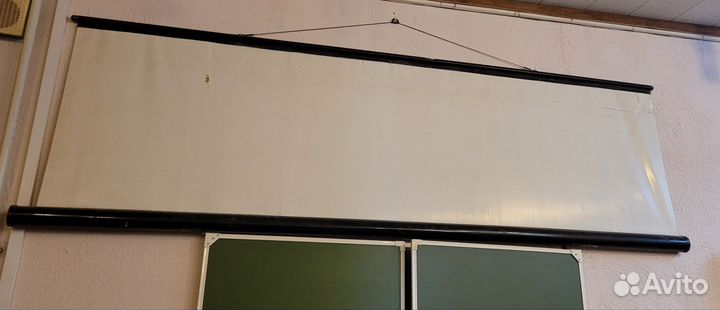 Экран для проектора на штативе