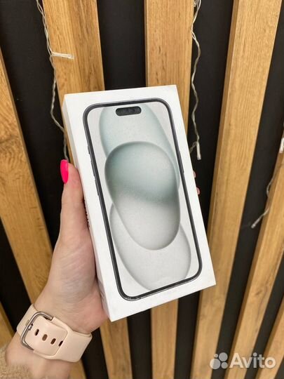 iPhone 15, 128 ГБ