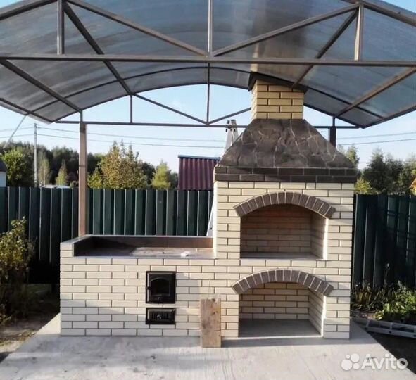 Бригада строителей