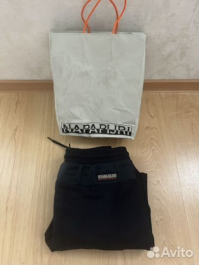 Спортивные брюки Napapijri (Новые)