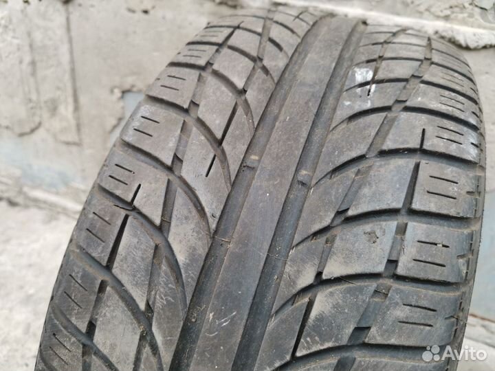 Pirelli P7000 235/45 R17 94W