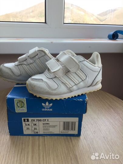 Детские кроссовки adidas 21