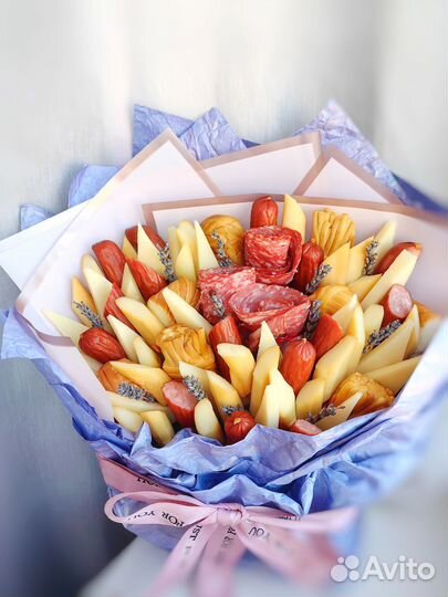 Мужской подарок колбасный букет