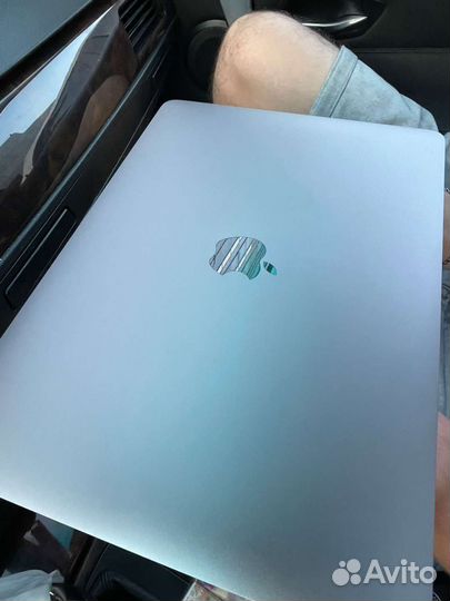 Apple MacBook pro 13 2020 m1 16gb 256gb