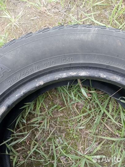 Yokohama Ice Guard 5 IG50 A 215/55 R16 93