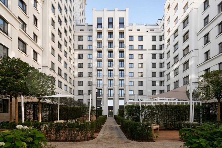 2-к. квартира, 103,5 м², 7/16 эт.