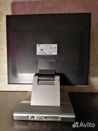 Монитор Samsung 17 дюйма
