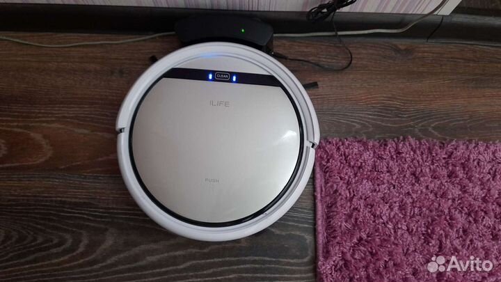 Робот пылесос